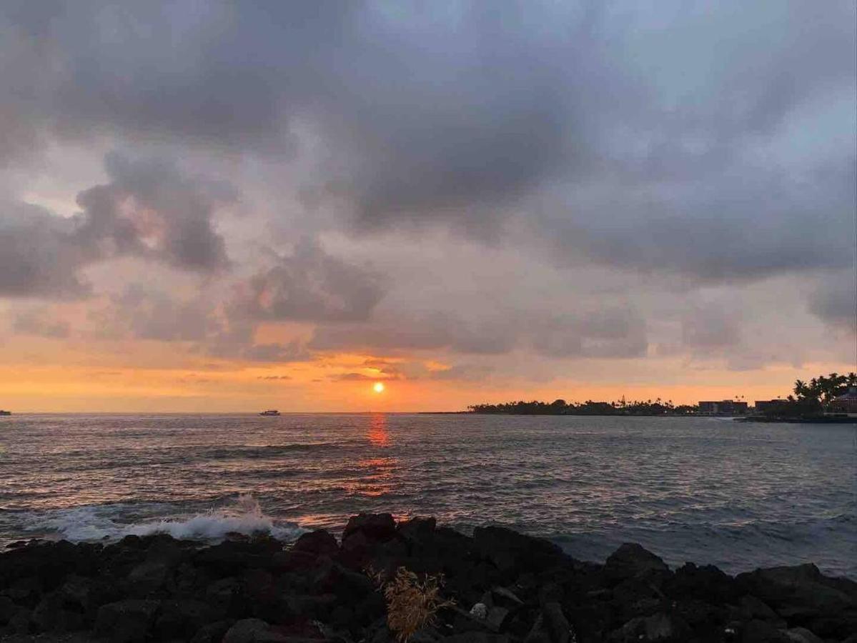 Family Friendly Kailua Bay View Ac Free Parking Walk To Kailua Village Экстерьер фото